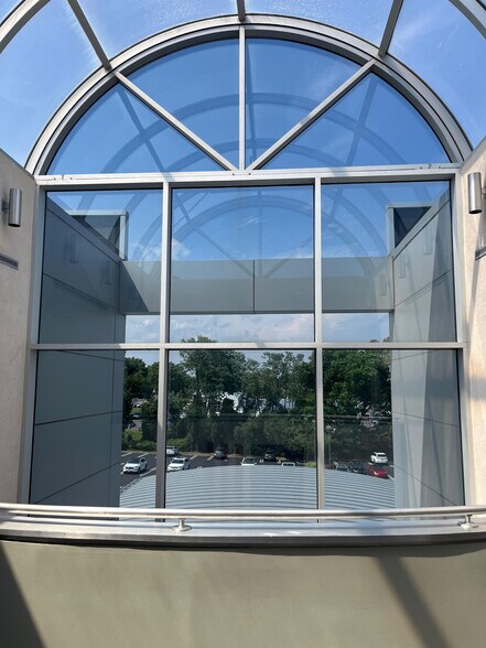 More Photos Of 655 Shrewsbury Ave, Shrewsbury Medical For Lease
