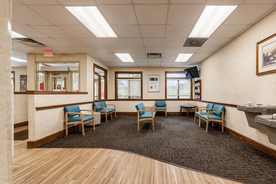 More Photos Of 1781 Countryside Dr, Lancaster Medical For Sale