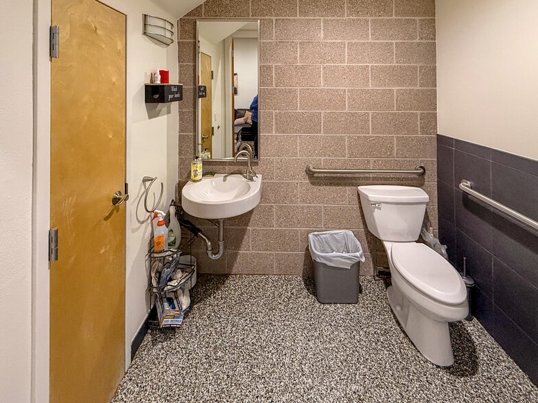 More Photos Of 11562 Colony Row, Broomfield Storefront Retail Residential For Sale