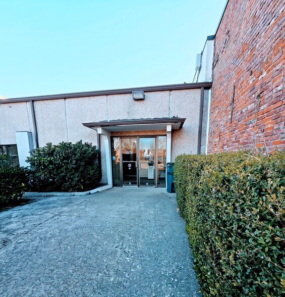 More Photos Of 317 SW C Ave, Lawton Office For Lease