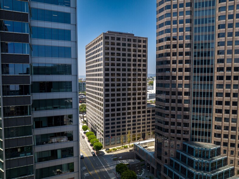 More Photos Of 915 Wilshire Blvd, Los Angeles Office For Lease
