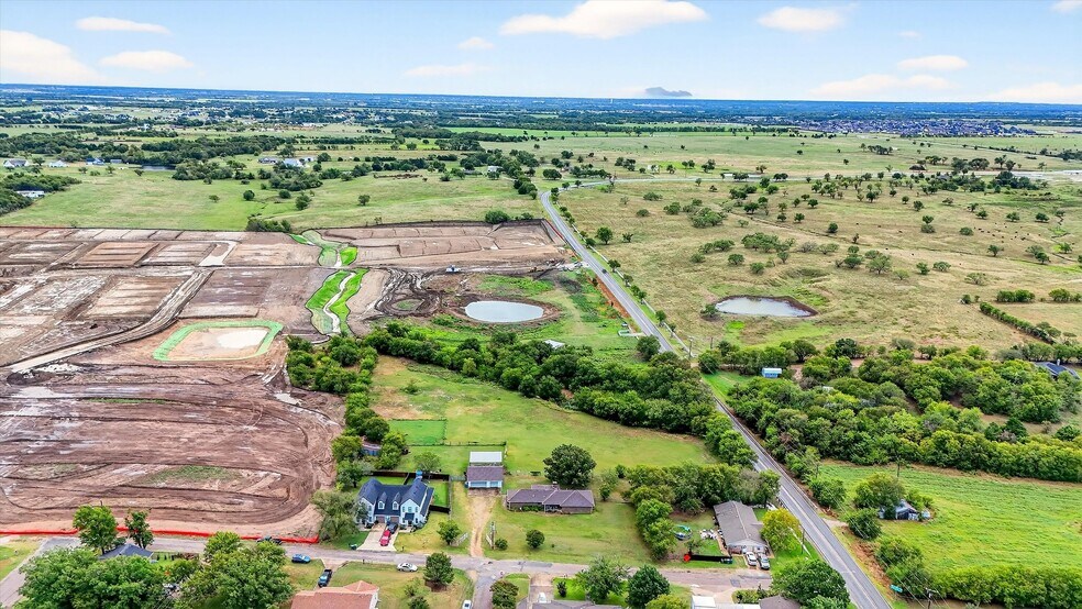 More Photos Of 102 N 9th St, Gunter Land For Sale