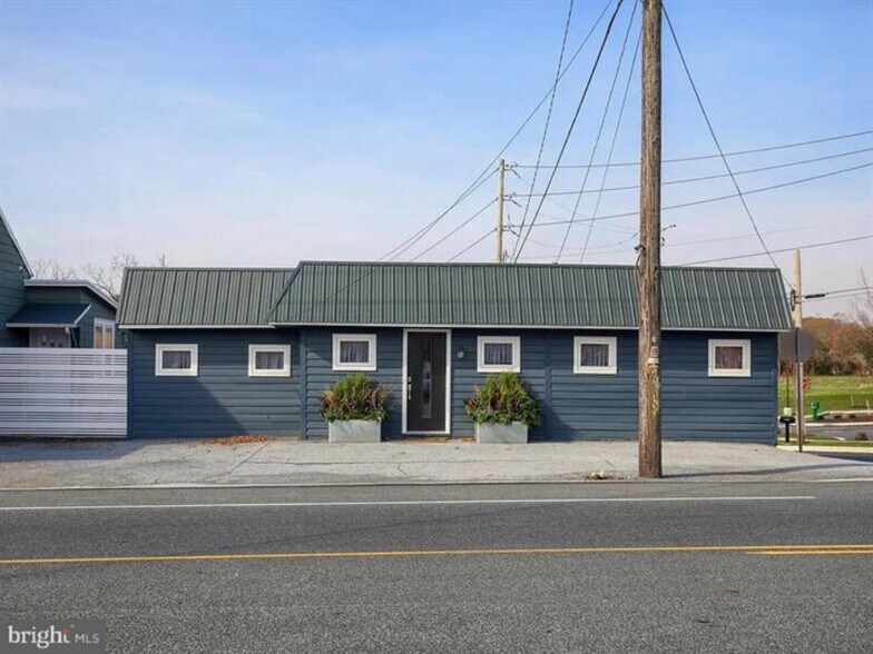 More Photos Of 936-940 Lititz Pike, Lititz Flex For Sale