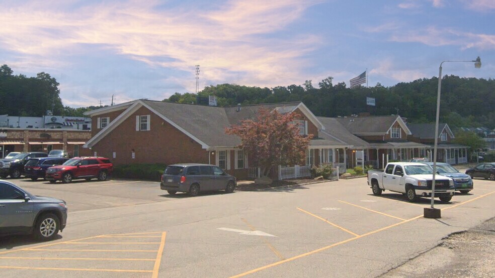 More Photos Of 4 Chateau Grove Ln, Barboursville Medical For Sale