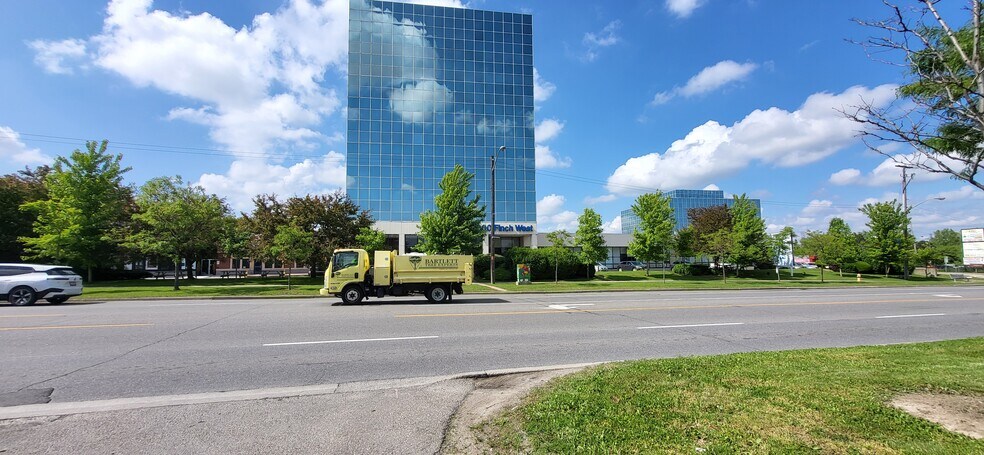More Photos Of 991-1025 Finch Ave W, Toronto Office For Lease
