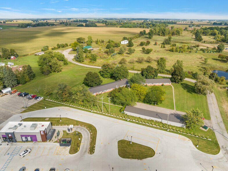 More Photos Of 2736 Golf Course Dr, Marlette Apartments For Sale