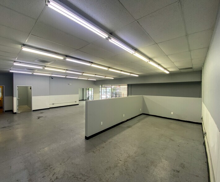 More Photos Of 4803-4809 Melrose Ave, Los Angeles Freestanding For Lease