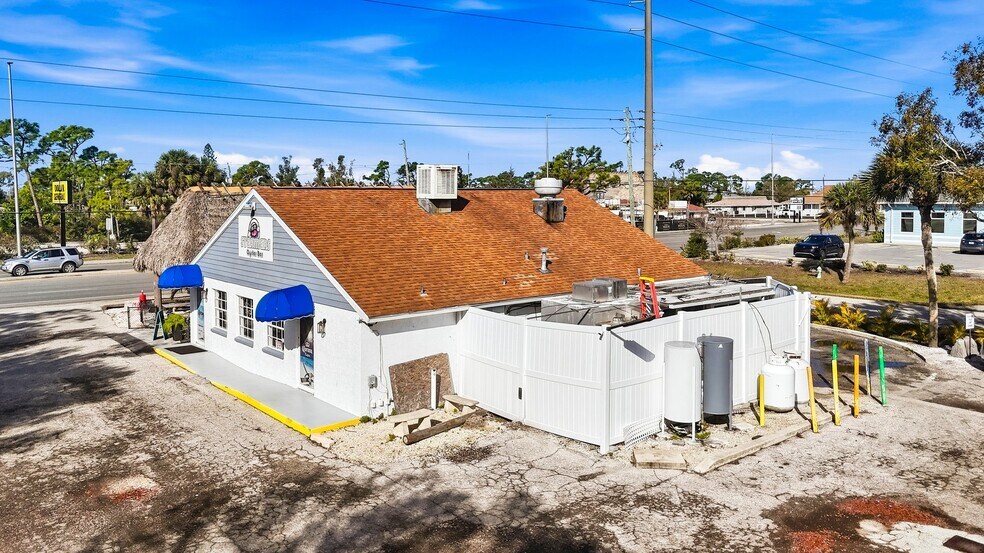More Photos Of 2901 Placida Rd, Englewood Restaurant For Sale