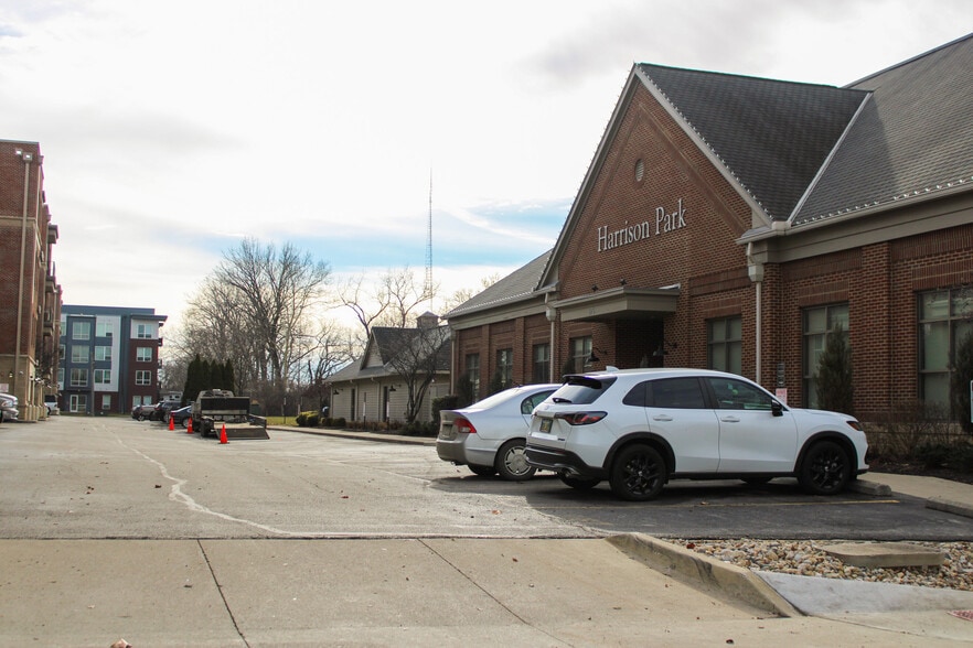 More Photos Of 575 W 1st Ave, Columbus Office For Sale