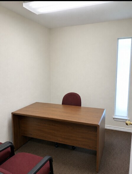 More Photos Of 192 W US Highway 380, Bridgeport Office For Sale