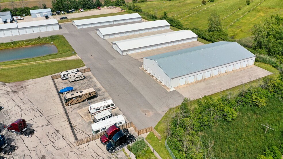 More Photos Of 1854 Industrial Dr, Green Bay Specialty For Sale