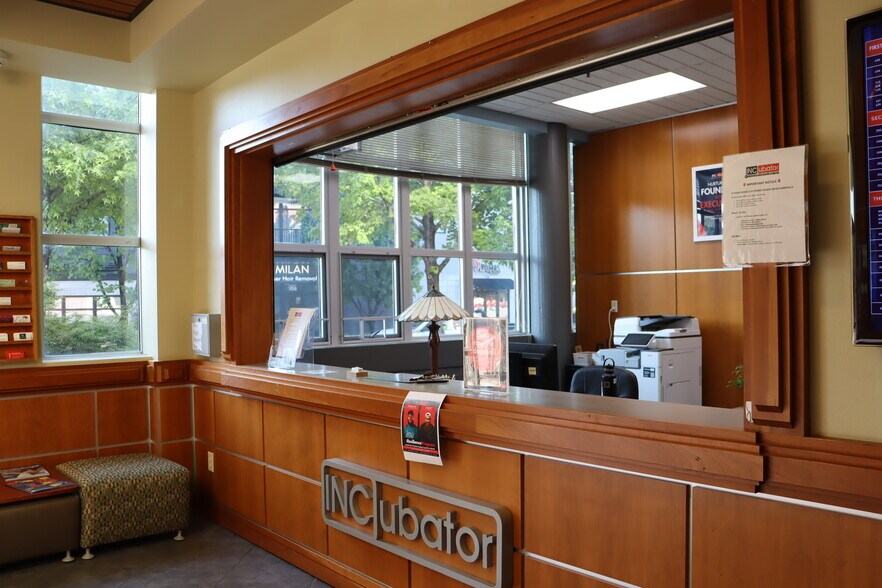 More Photos Of 100 Cherokee Blvd, Chattanooga Office For Sale