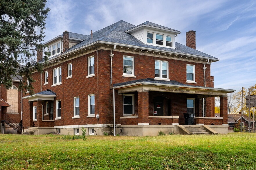 More Photos Of 1317 Cincinnati St, Dayton Religious Facility For Sale