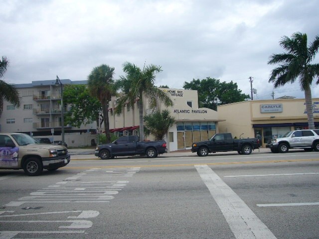 Primary Photo Of 725 71st St, Miami Beach Storefront For Lease