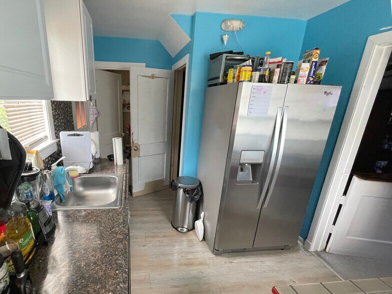 More Photos Of 3430 Hamilton St, Hyattsville Office For Lease