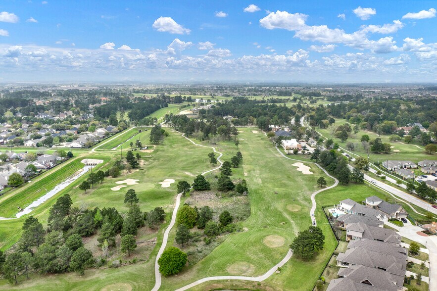 More Photos Of 18551 Champion Forest, Spring Storefront Retail Office For Lease