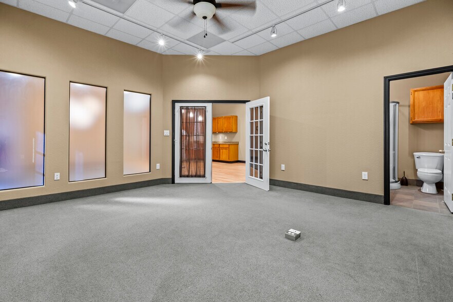 More Photos Of 4702 Eastern Ave, Kansas City Warehouse For Sale