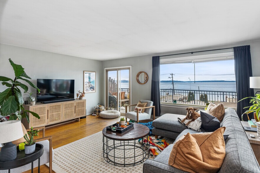 More Photos Of 2250 Bonair Pl SW, Seattle Apartments For Sale