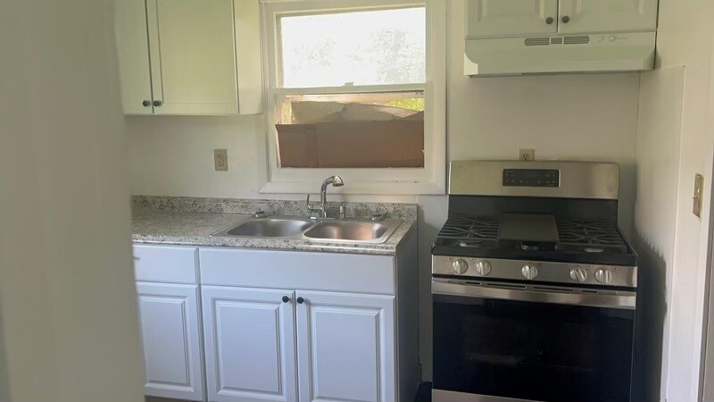 More Photos Of 5347 Lake Ave, Orchard Park Specialty For Sale