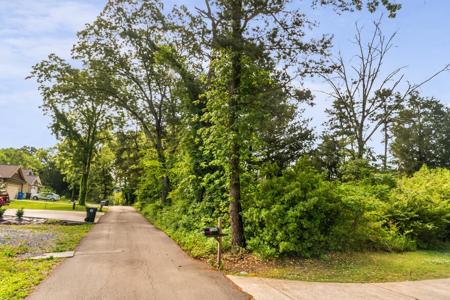 More Photos Of 00 Bonny Oaks Dr, Chattanooga Land For Sale