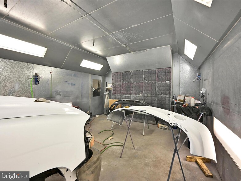 More Photos Of 801 S Prince St, Lancaster Auto Repair For Sale