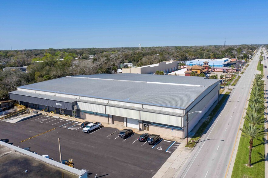 More Photos Of 618 Ridgewood Ave, Holly Hill Warehouse For Lease