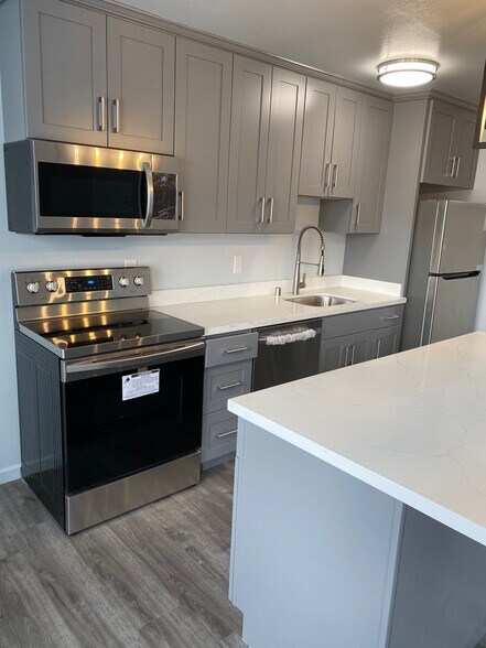 More Photos Of 693 San Bruno Ave, Brisbane Apartments For Sale