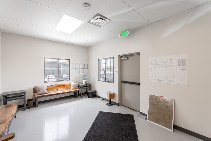 More Photos Of 1575 Crane Way, Sparks Warehouse For Lease