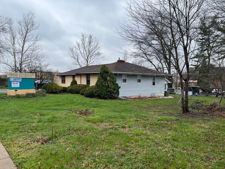 More Photos Of 901 Old Marlton Pike W, Marlton Medical For Sale
