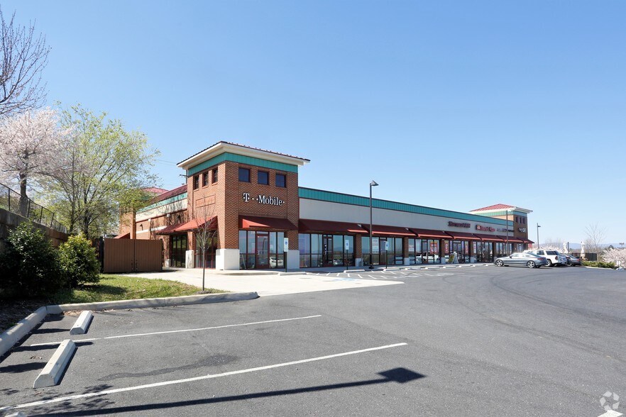 More Photos Of 930 Olympia Dr, Charlottesville Freestanding For Lease