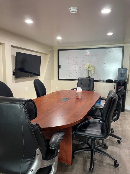 More Photos Of 3391 Mt Diablo Blvd, Lafayette Storefront Retail Office For Lease