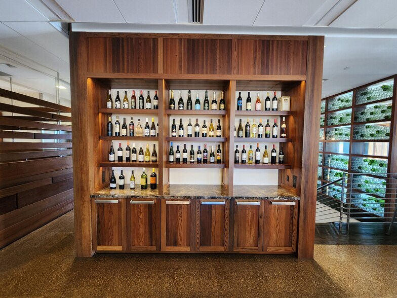 More Photos Of 645 Devlin Rd, Napa Warehouse For Sale