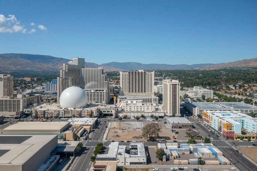 More Photos Of 520 University Way, Reno Apartments For Sale