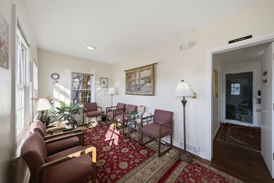 More Photos Of 3624 216th St, Matteson Flex For Sale