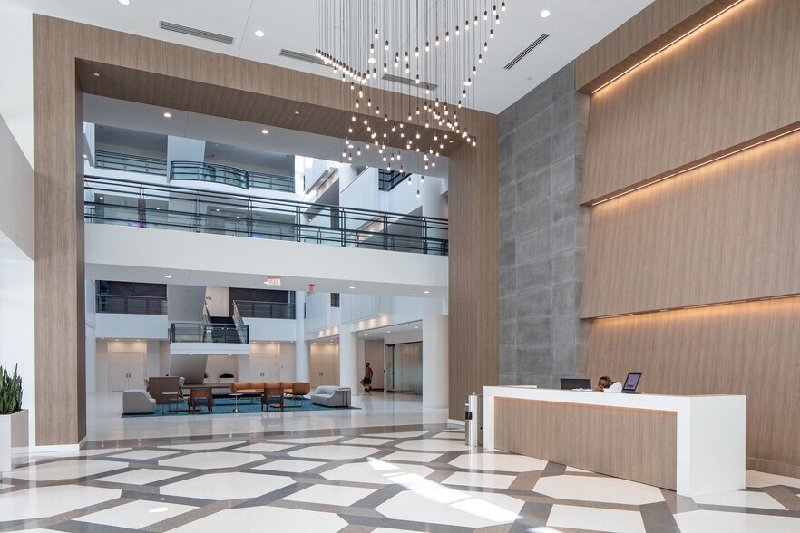 More Photos Of 5995 Windward Pky, Alpharetta Office For Lease