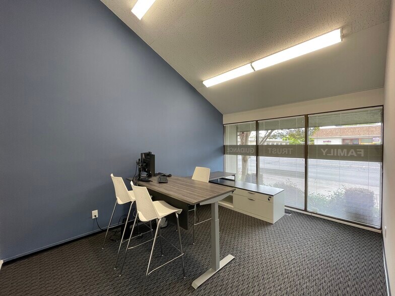 More Photos Of 2001 Jefferson St, Napa Office For Lease