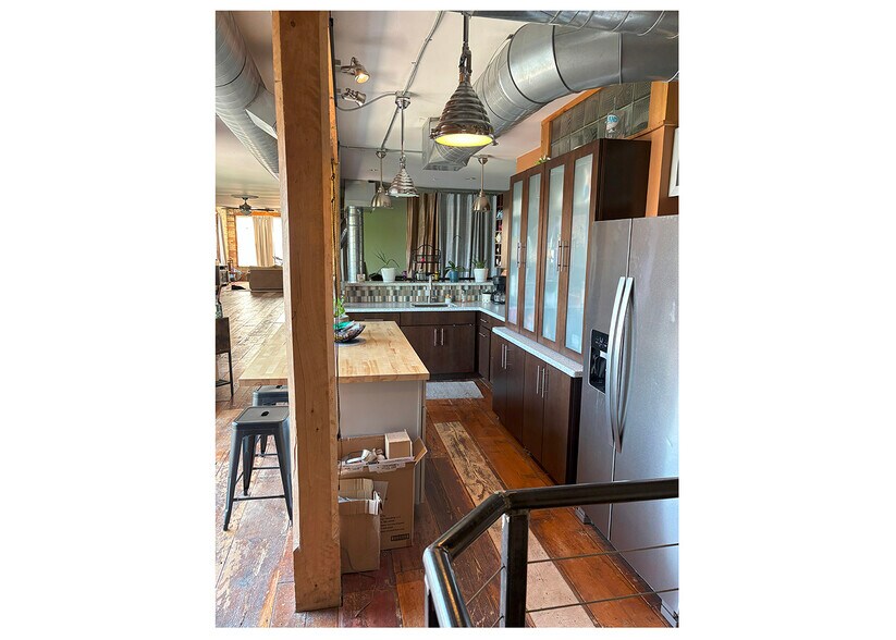 More Photos Of , Fort Atkinson General Retail For Sale