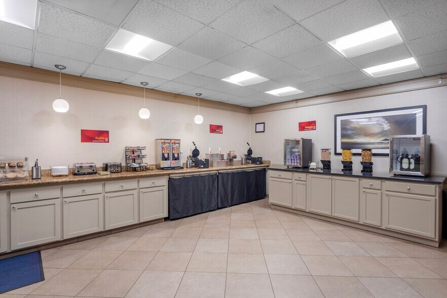 More Photos Of , Oak Harbor Hospitality For Sale