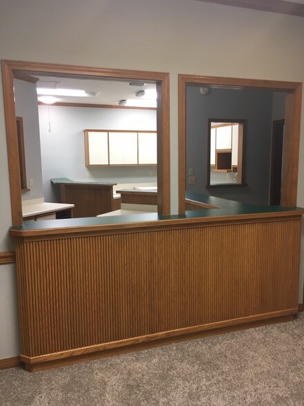 More Photos Of 6160 N Davis Hwy, Pensacola Office For Sale