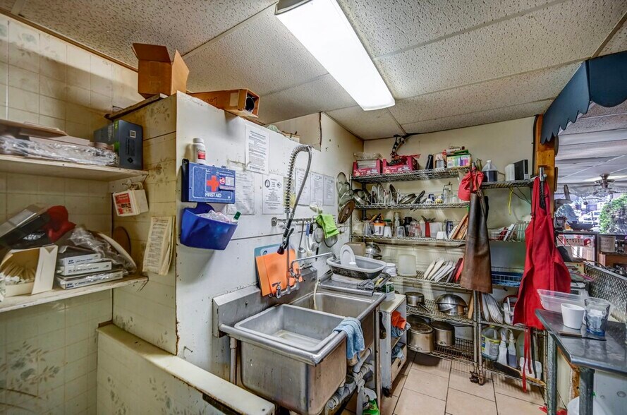 More Photos Of 501 Main St, Honesdale Restaurant For Sale