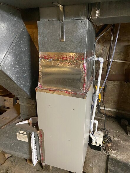 More Photos Of 22 Washington St, Mount Holly Office For Sale