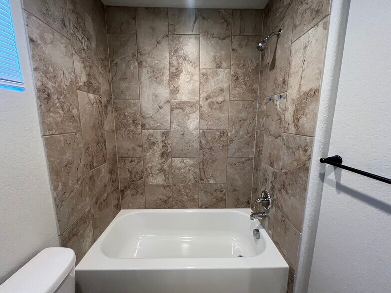 More Photos Of 6303 Luglio Ln, San Antonio Multifamily For Sale