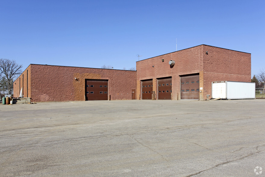 Primary Photo Of 1591 Park Rd, Chanhassen Warehouse For Sale