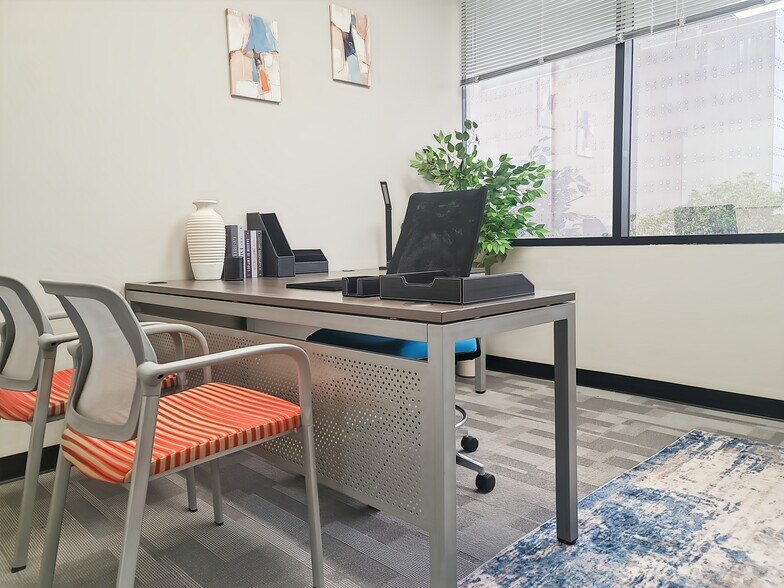 More Photos Of 1300 K St, Modesto Coworking Space