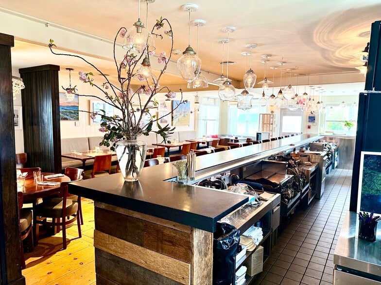 More Photos Of 133 Commercial St, Provincetown Restaurant For Sale