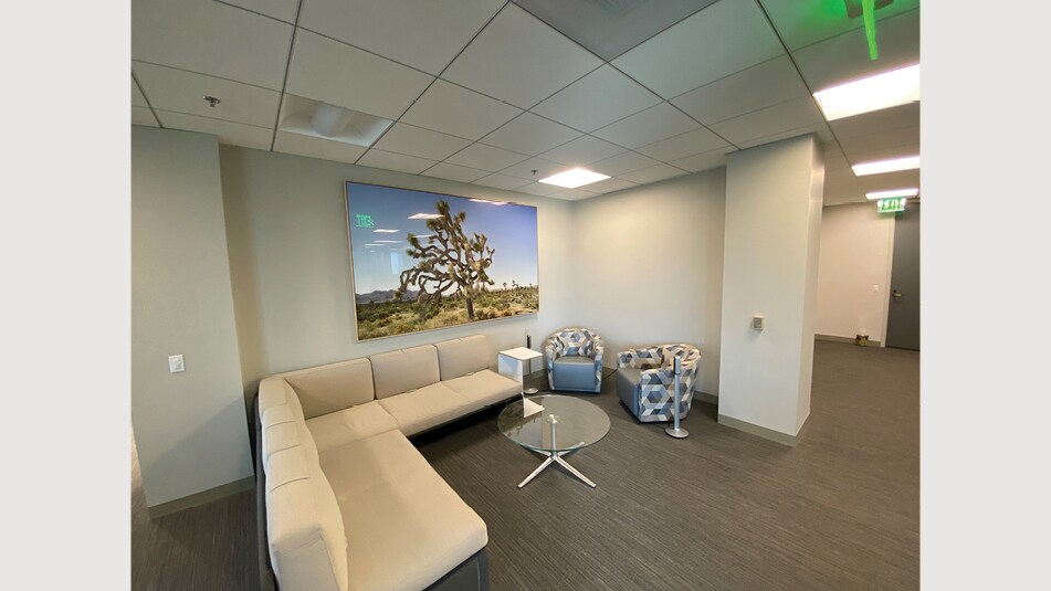 More Photos Of 15260 ventura Blvd, Sherman Oaks Coworking Space