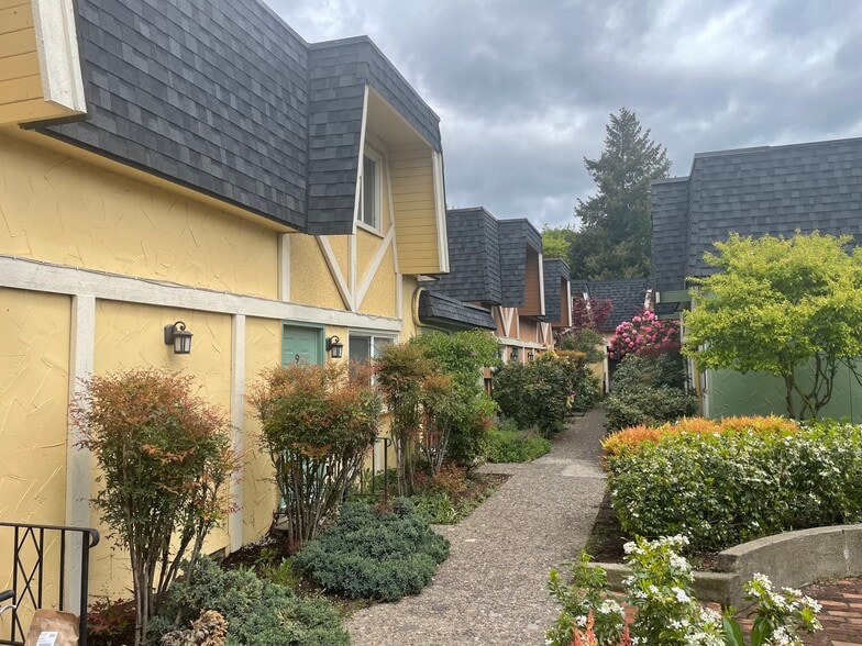 More Photos Of 540 Polk St, Eugene Apartments For Sale