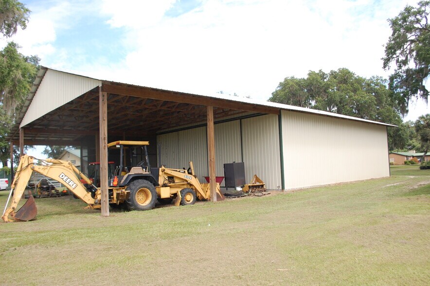 More Photos Of 18811 SE 243rd St, Hawthorne Specialty For Sale