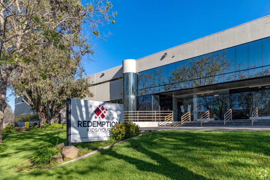 More Photos Of 161-165 Nortech Pky, San Jose Light Manufacturing For Sale