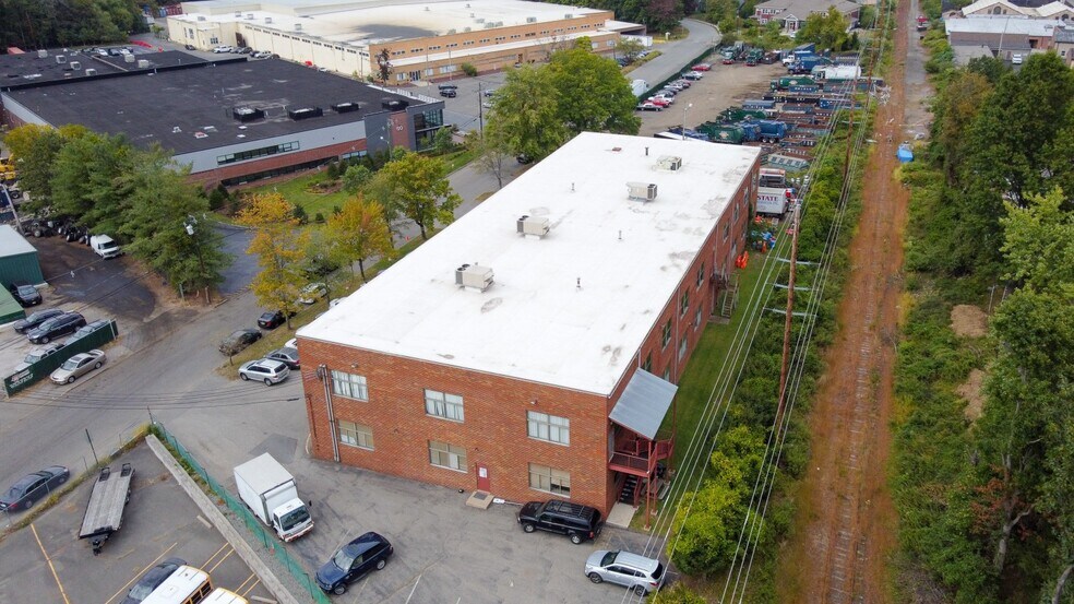 More Photos Of 51 Railroad Ave, Closter Warehouse For Sale